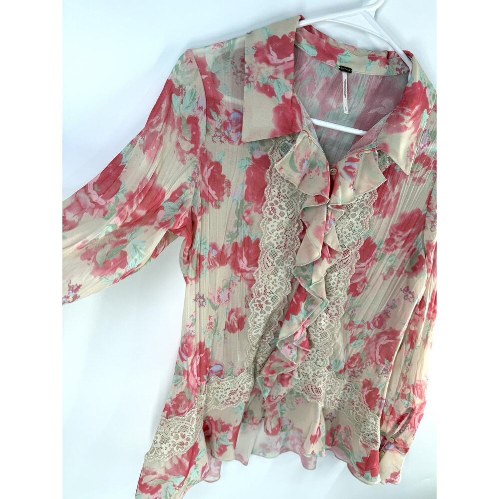 Free People Bad At Love Floral Printed Blouse Small NWT Cottagecore Fairy Lace - Picture 4 of 11